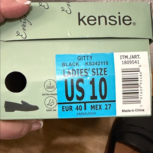 Kensie Black Penny Loafers size 10 NEW - Picture 7 of 7